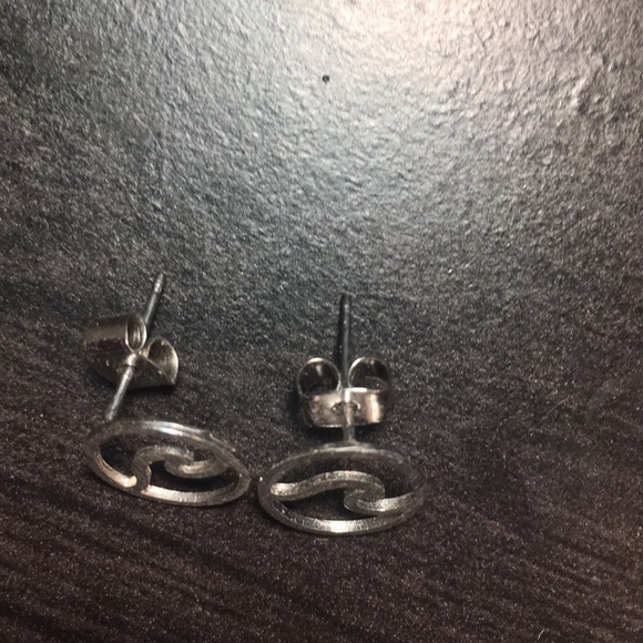 earrings - Picture 2 of 2